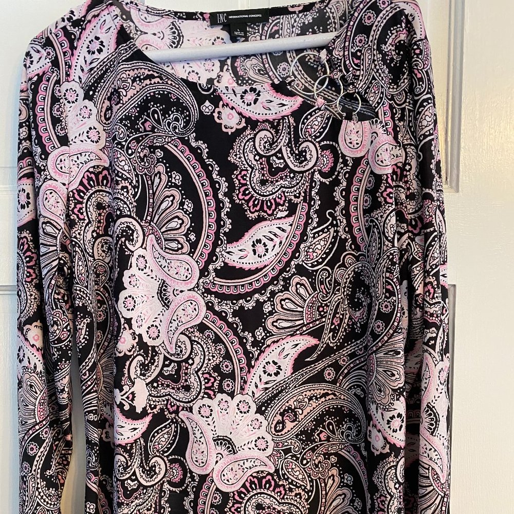 INC Black, White and Pink Long Sleeve Tunic - NWOT